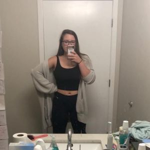 Meet your Posher, Kaitlin